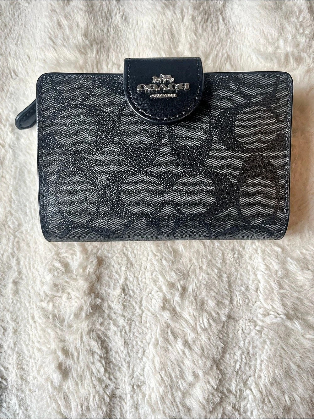 Coach Medium Corner Zip Wallet in Signature Canvas Signature Canvas Black